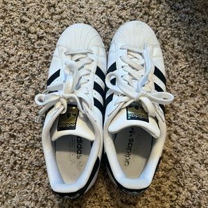 Adidas Superstar Sneakers
